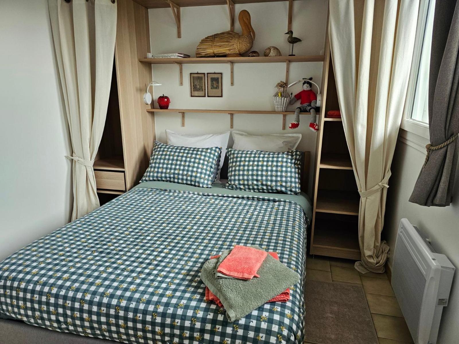Clair Logis Villa Giverny Bagian luar foto