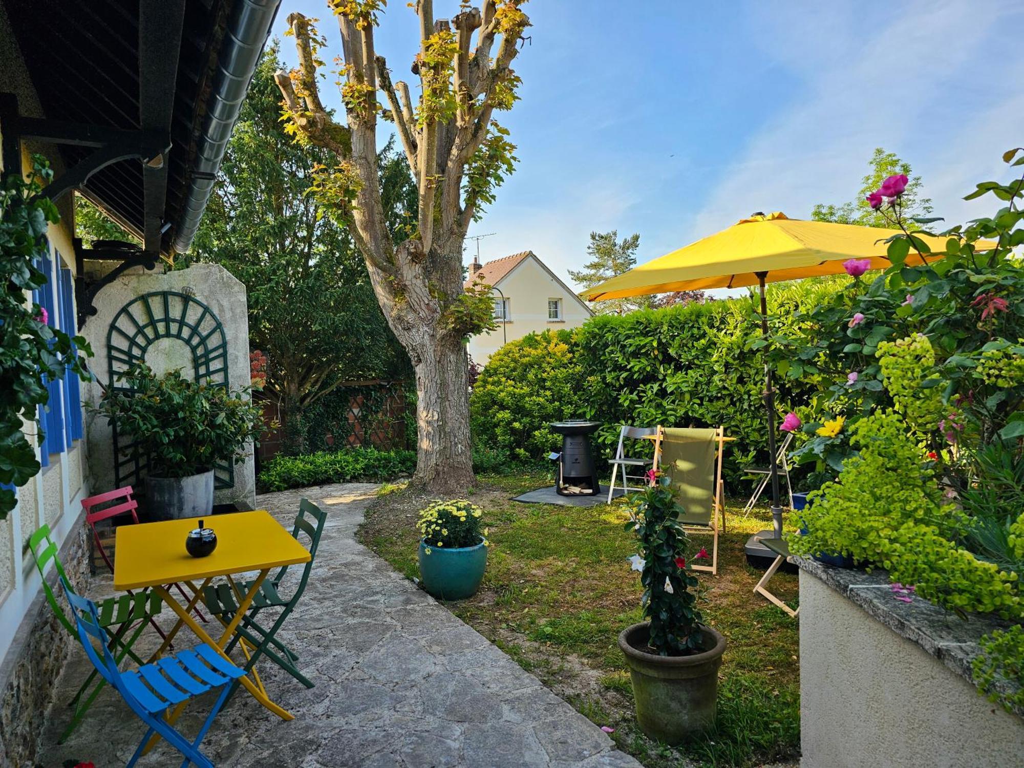 Clair Logis Villa Giverny Bagian luar foto