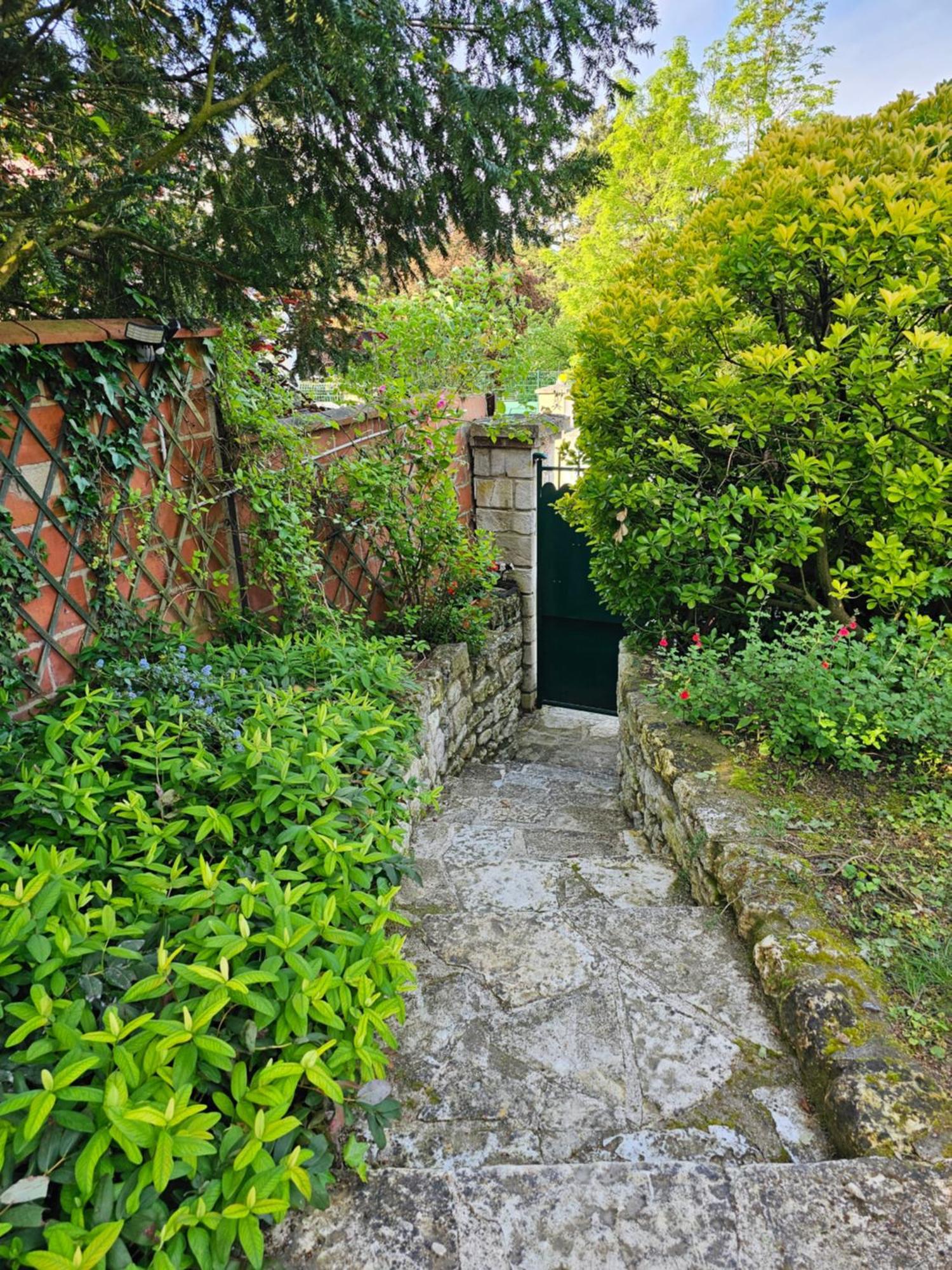 Clair Logis Villa Giverny Bagian luar foto