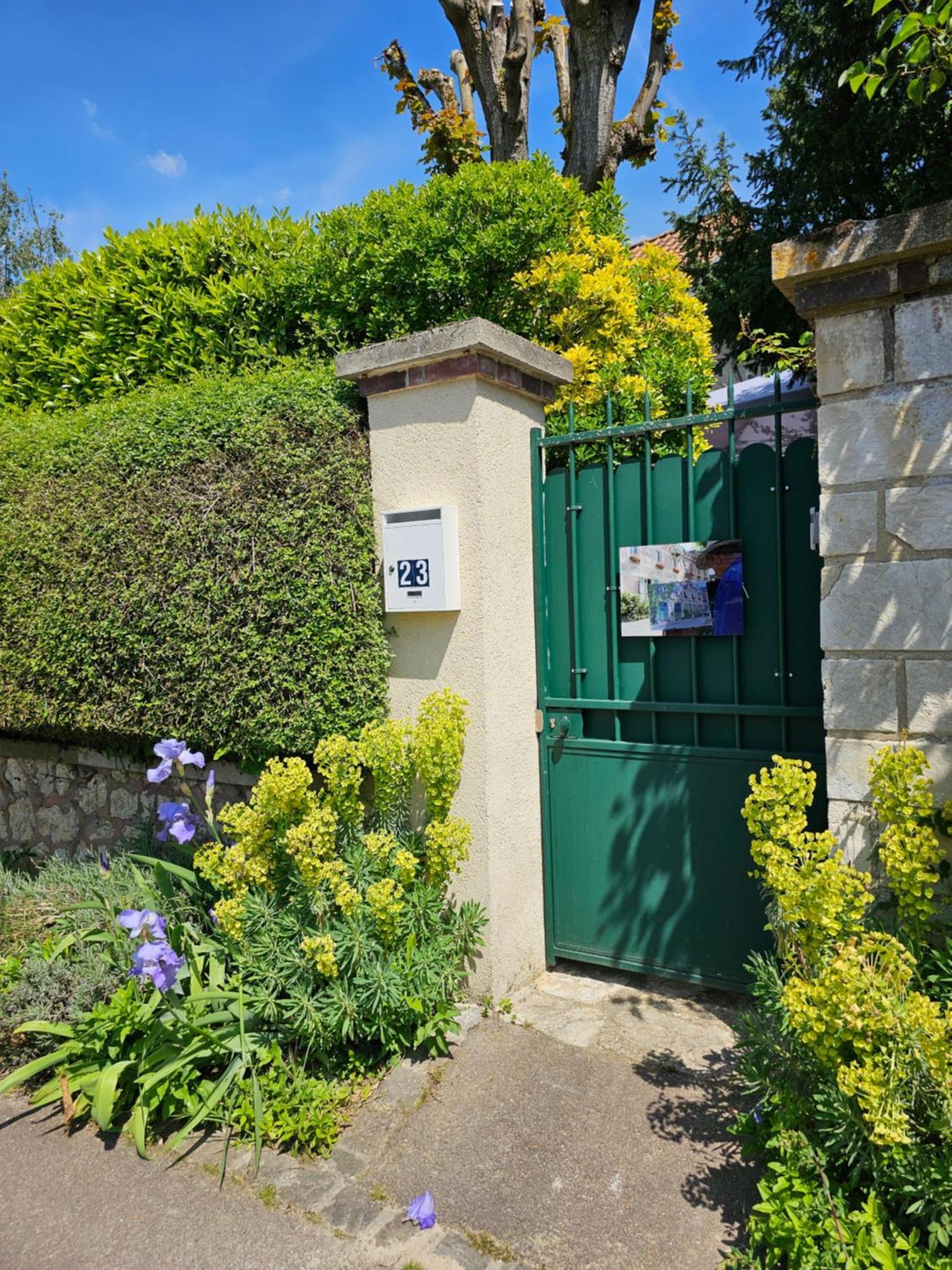 Clair Logis Villa Giverny Ruang foto
