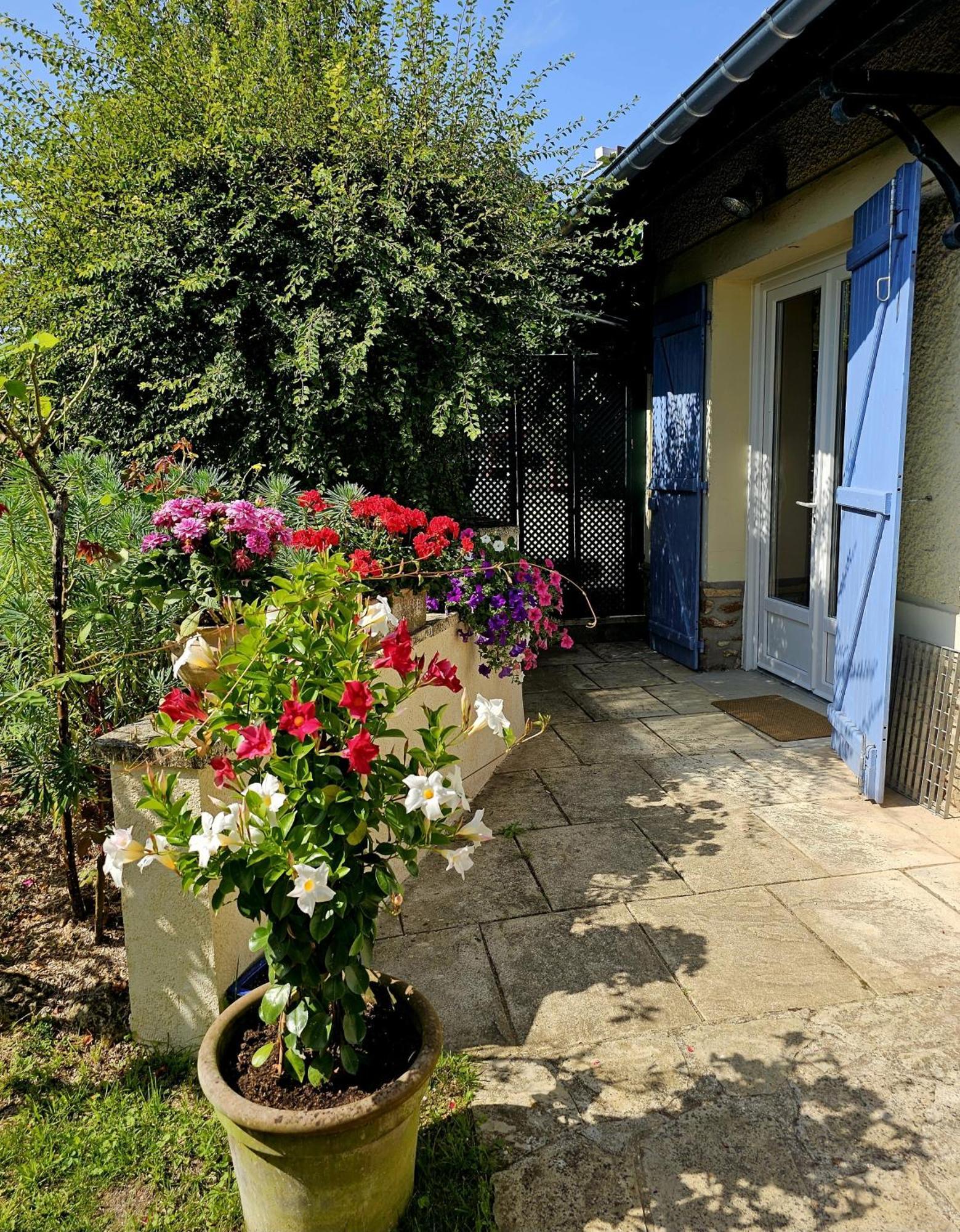 Clair Logis Villa Giverny Bagian luar foto