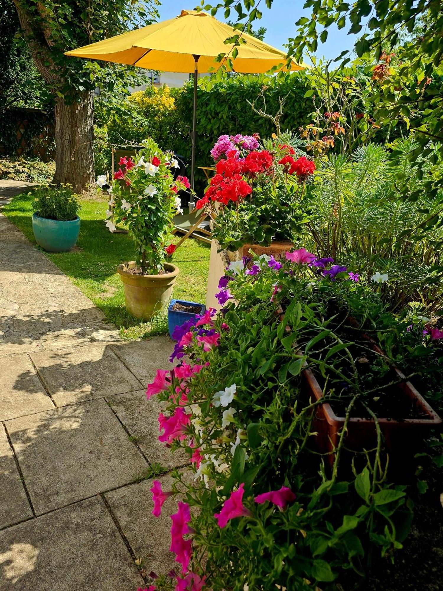 Clair Logis Villa Giverny Bagian luar foto